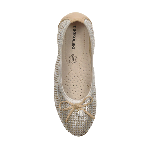 T.Sokolski Women's Beige Ballerin