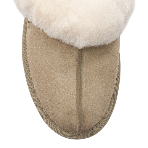 UGG Beige Slippers W / 1106872 W SCUFFETTE II Mustard Seed