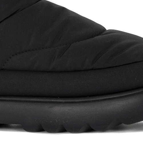 UGG Boots Classic Maxi Mini Platform insulated black