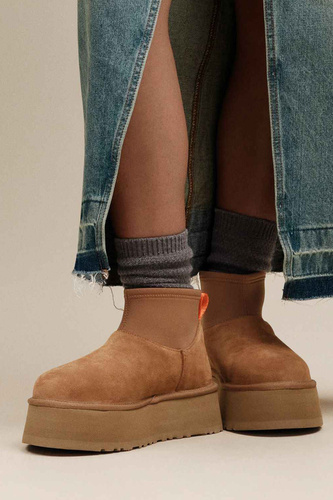 UGG W Classic Mini Dipper Chestnut Boots