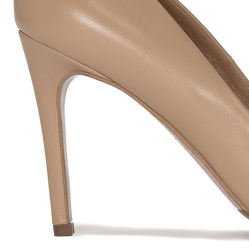 Visconi women's nude leather heels Pumps