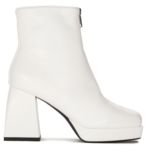 Women's white high-heeled boots
