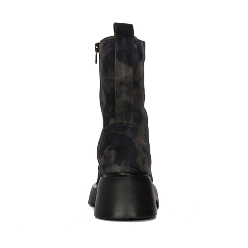 Wonders Women's Leather Boots On The Camo Platform