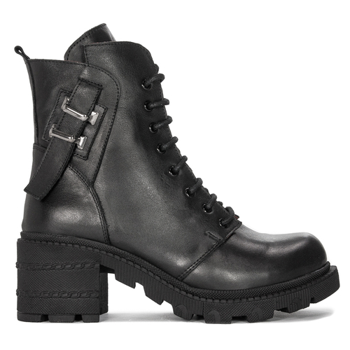 Boccato Women's black leather boots