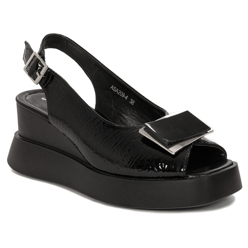 Jezzi Women Sandals On Platform Black