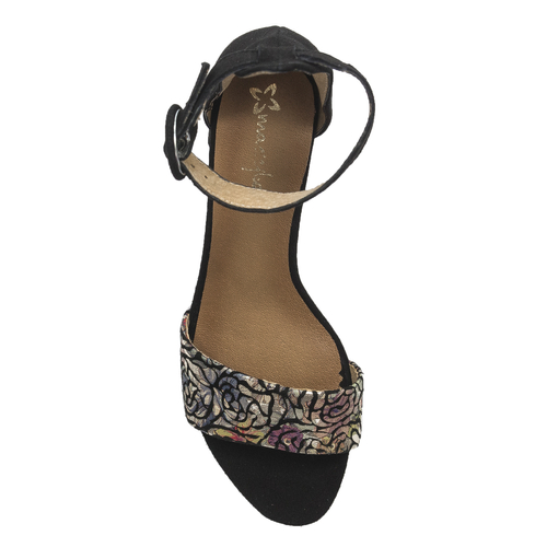 Maciejka 04141-48/00-5 Black + Flowers Sandals