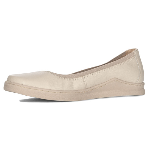 Maciejka Beige Ballerina