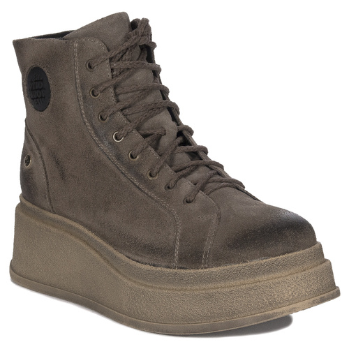 Maciejka Brown Lace-Up Boots