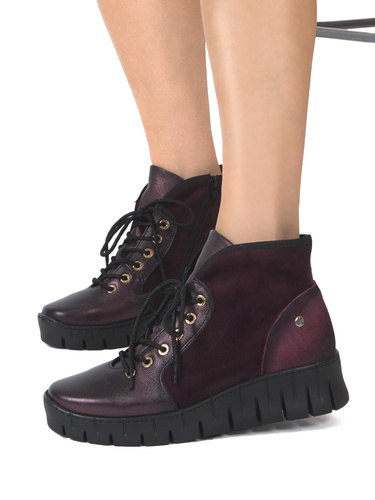 Maciejka Burgundy Women's Boots