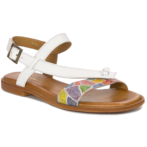 Maciejka White Flat Sandals