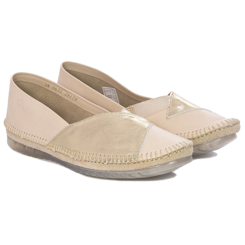 Maciejka Women's Beige Flat Shoes