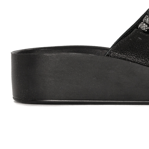 T.Sokolski Women's Black Slides