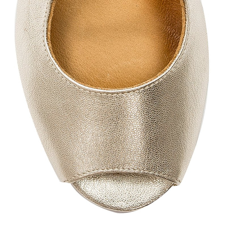Maciejka 04509-25/00-1 Gold Pumps