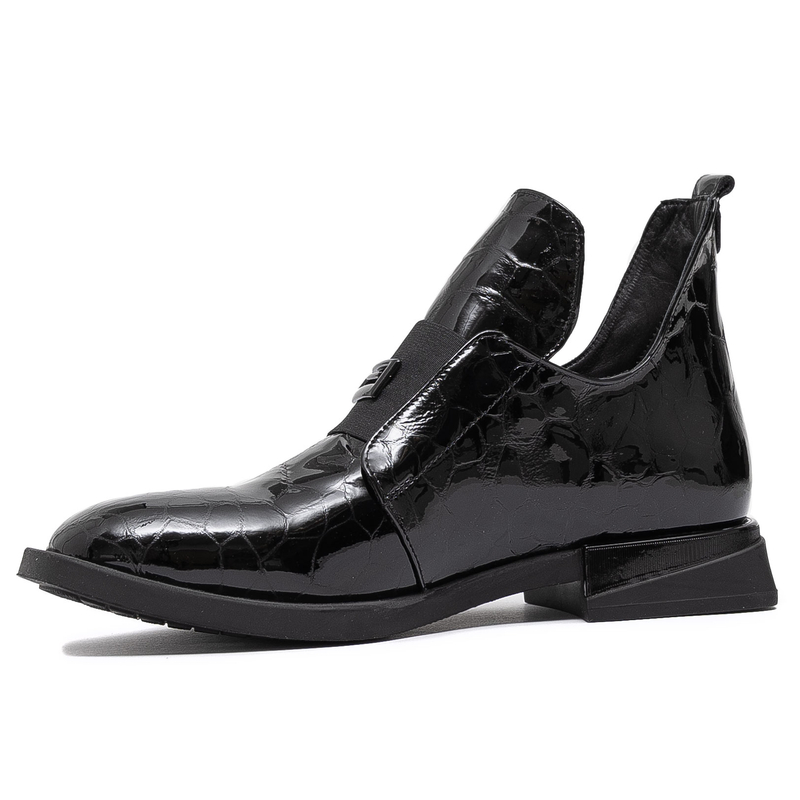 Boccato Skórzane Lakierowane Półbuty Z Tłoczeniem Croco Czarne 049-1738-64