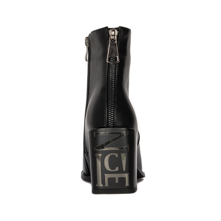 Filippo Black women's insulated boots on a post