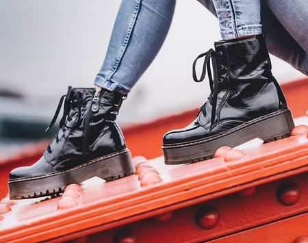 Trzewiki damskie Maciejka na platformie Czarny lakier