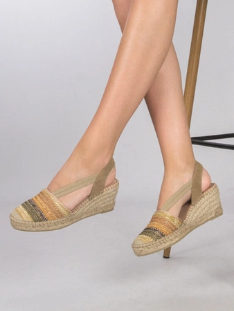 Maciejka Espadryle damskie na koturnie beżowe