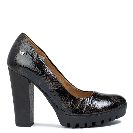 Maciejka Patent Leather Platform Pumps Black 2629W-06-00-1