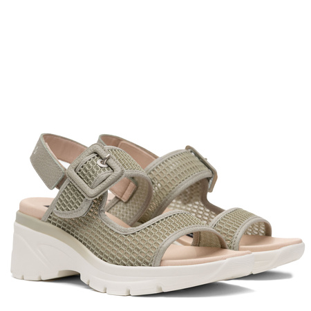 Hispanitas Leather Platform Sandals With Adjustable Strap Green HV264636-ALGA