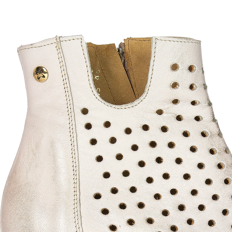 Maciejka Beige Boots Shoes