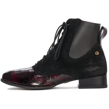 Maciejka Black women's Lace-Up Boots