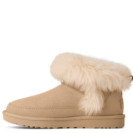 Ugg Women's Platform Snow Boots in Classic Ultra Mini Chalet SNDCS