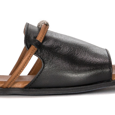 Venezia Lube Black Slides