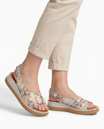 Maciejka Fashionable Leather Wedge Sandals Multicolor L7631-11/00-1