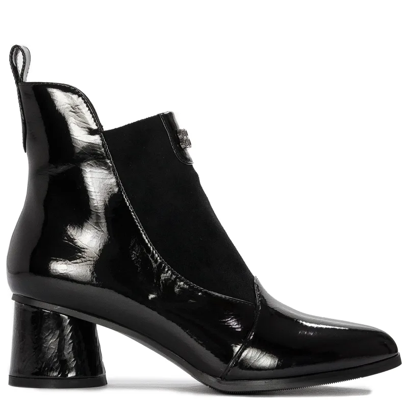 S.Barski Women's boots ankle boots black lacquered