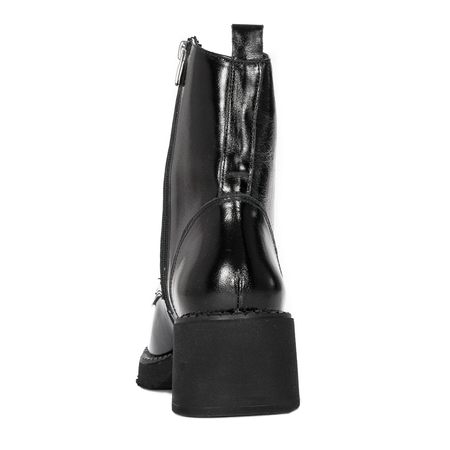 Boccato Women's leather ankle boots on a black post