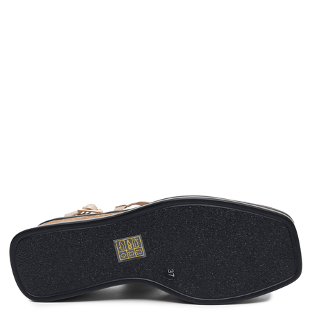 Maciejka Leather Wedge Sandals Asymmetric With Closed Heel Gold K7471-26/00-1