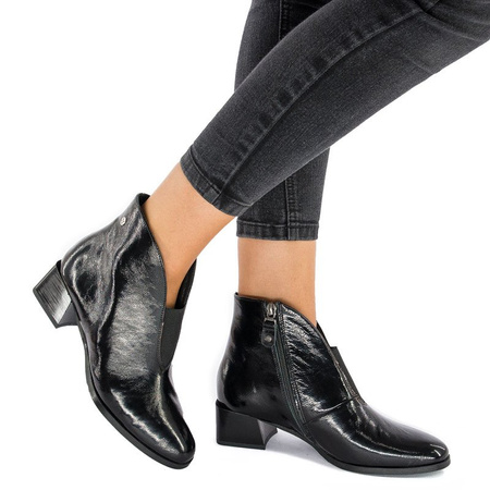 Maciejka Patent Ankle Boots Low Block Heel Black 04777-20/00-3