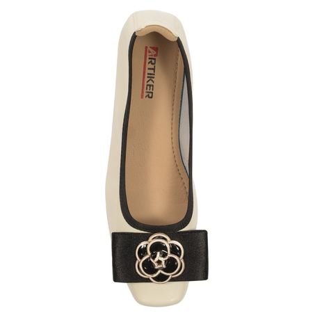 Artiker Women's Ballerinas Beige