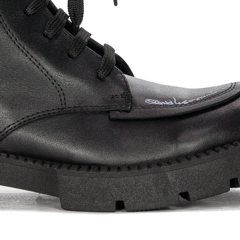 Black Venezia Black leather boots