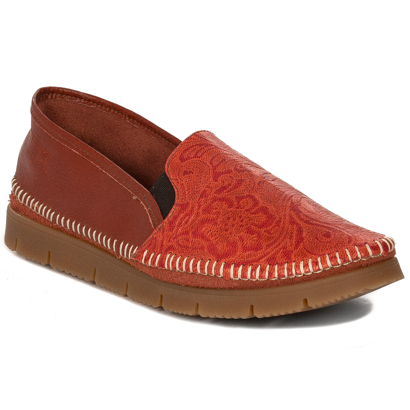 Maciejka Red Low Shoes