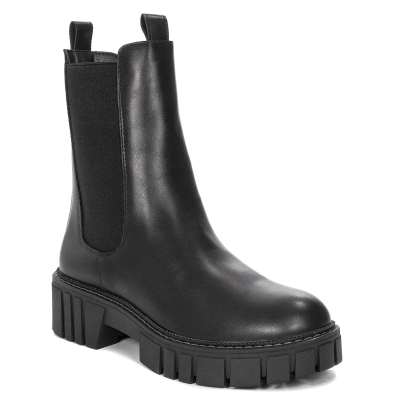 Boots Sergio Leone insulated on the Black platform
