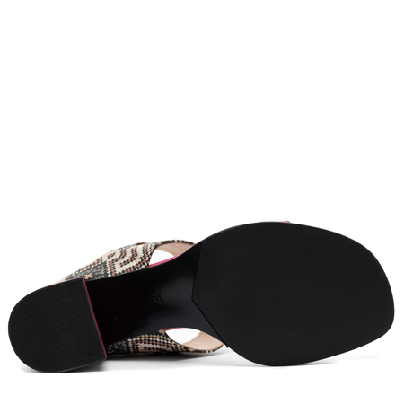 Maciejka Leather Heeled Mules Ethnic Strap Pink K7522-15/00-1