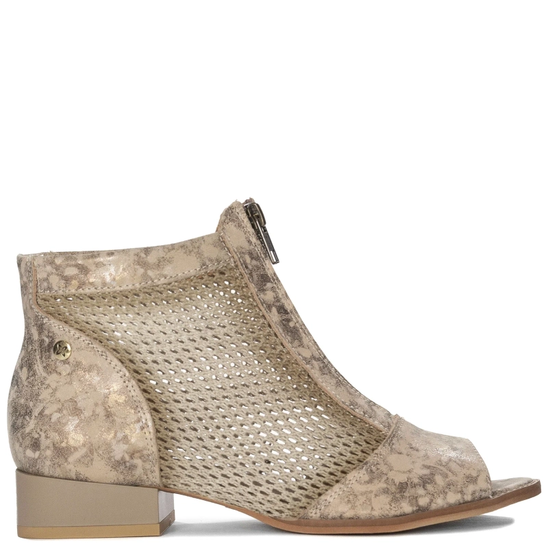 Maciejka Women's Beige and Gold Women's Boots