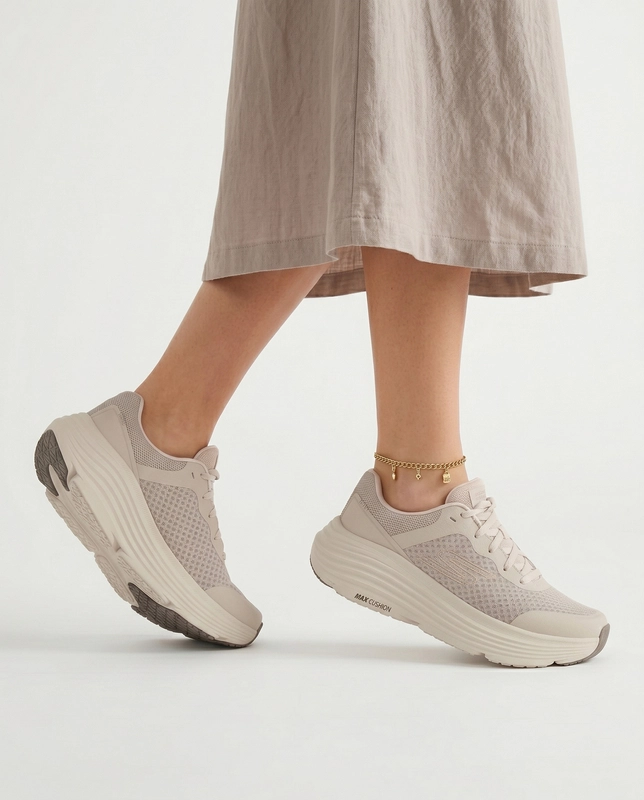 Skechers Max Cushioning Sneakersy Damskie Na Platformie Beżowe 129470-NAT