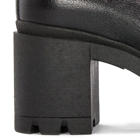 Lemar Women's leather black shoes