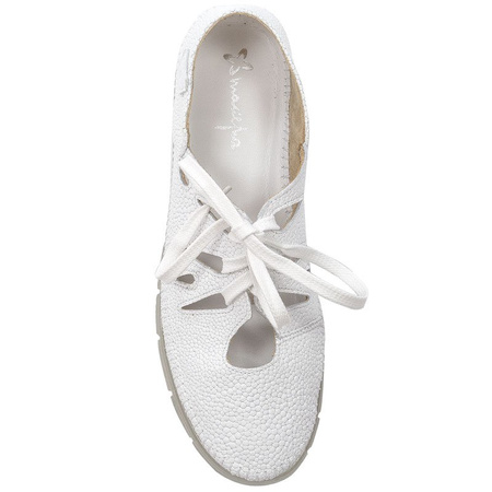 Maciejka 04449-21-00-5 White Flat Shoes