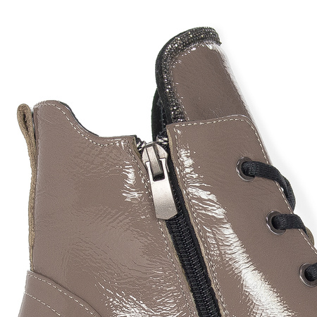 Venezia Women's Beige patent leather boots
