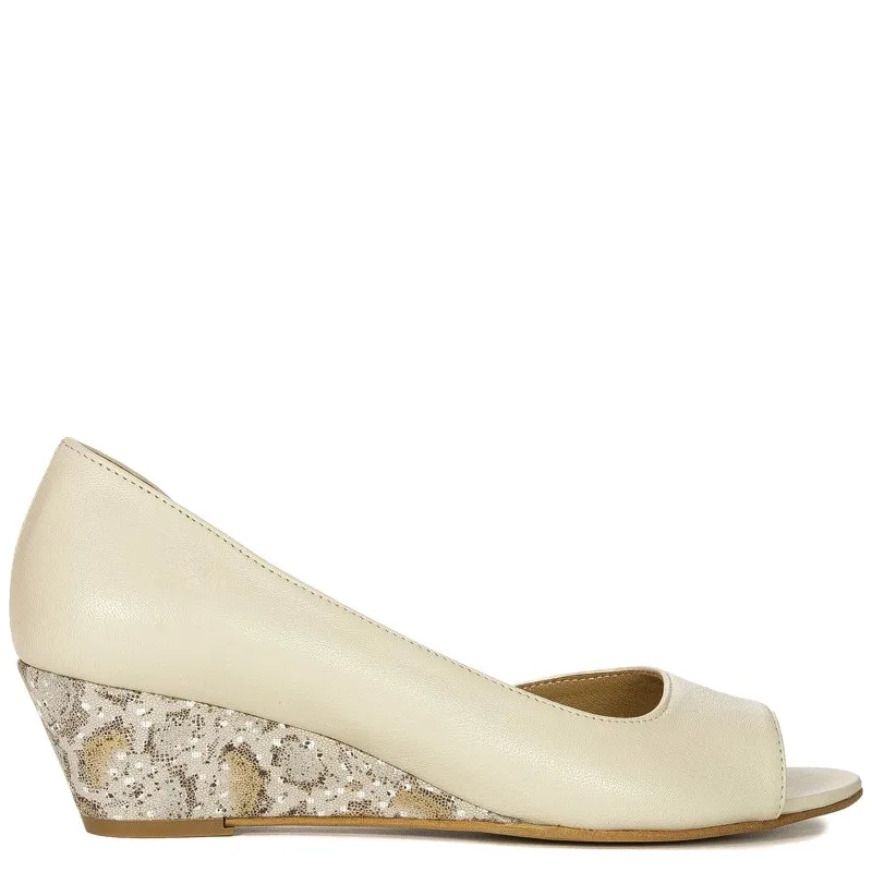 Maciejka 01304-53-00-1 Beige Gold Flat Shoes