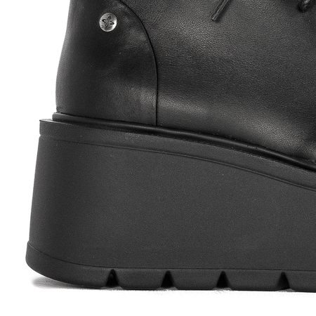 Maciejka 05294-50/00-6 Black Lace-UP Boots