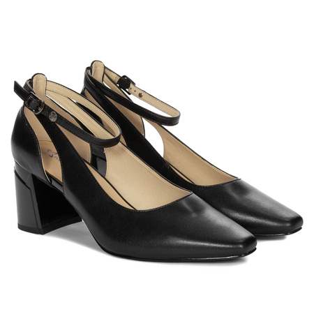 Maciejka Black Pumps