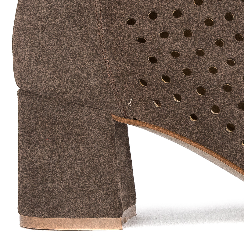 Maciejka 05420-02/00-5 Brown Boots