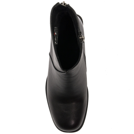 Filippo Black women's insulated boots on a post