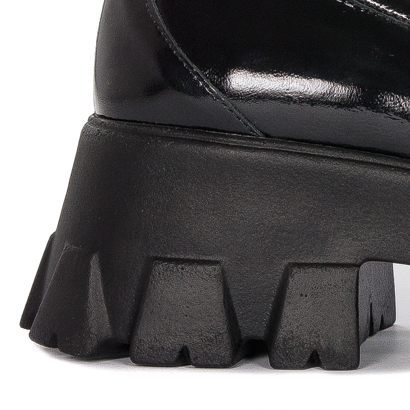 Venezia Women's shoes, black lacquered leather moccasins