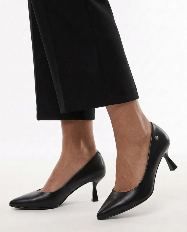 Maciejka Leather Pointed-Toe Pumps Stiletto Heel 7 cm Black K7527-01/00-1