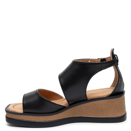 Maciejka Leather Wedge Sandals With Geometric Cutout Black K7471-01/00-1